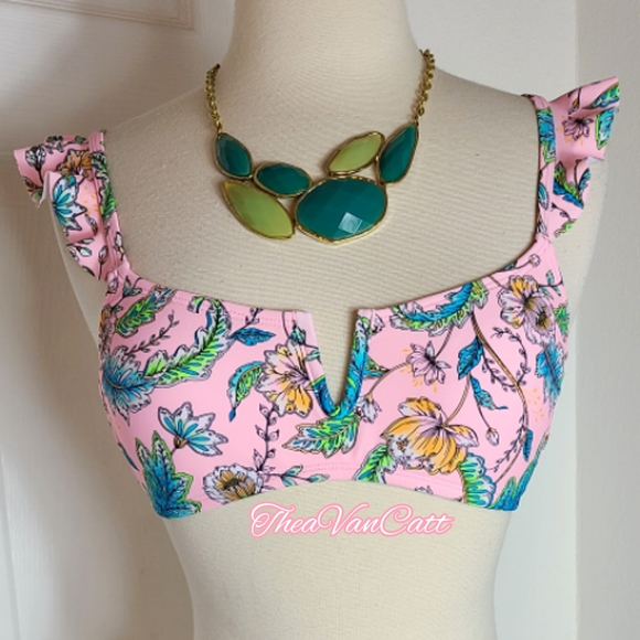 No boundaries pink floral vintage style ruffles ruched butt 2 pieces bikini set - Picture 2 of 10